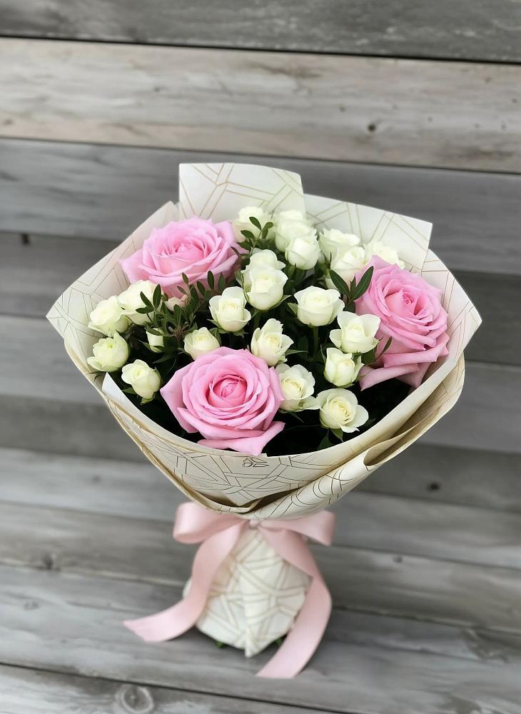 Букет цветов из: Розы в Горы