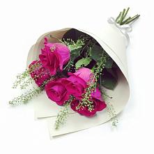 Букет цветов из:  Розы в Горы