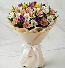Букет цветов из:  Альстромерии в Горы