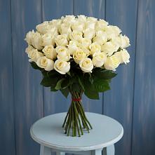 Букет 51 Белая роза Эдлесс Лав в Горы