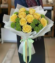 Букет цветов из:  Хризантемы и Розы в Горы