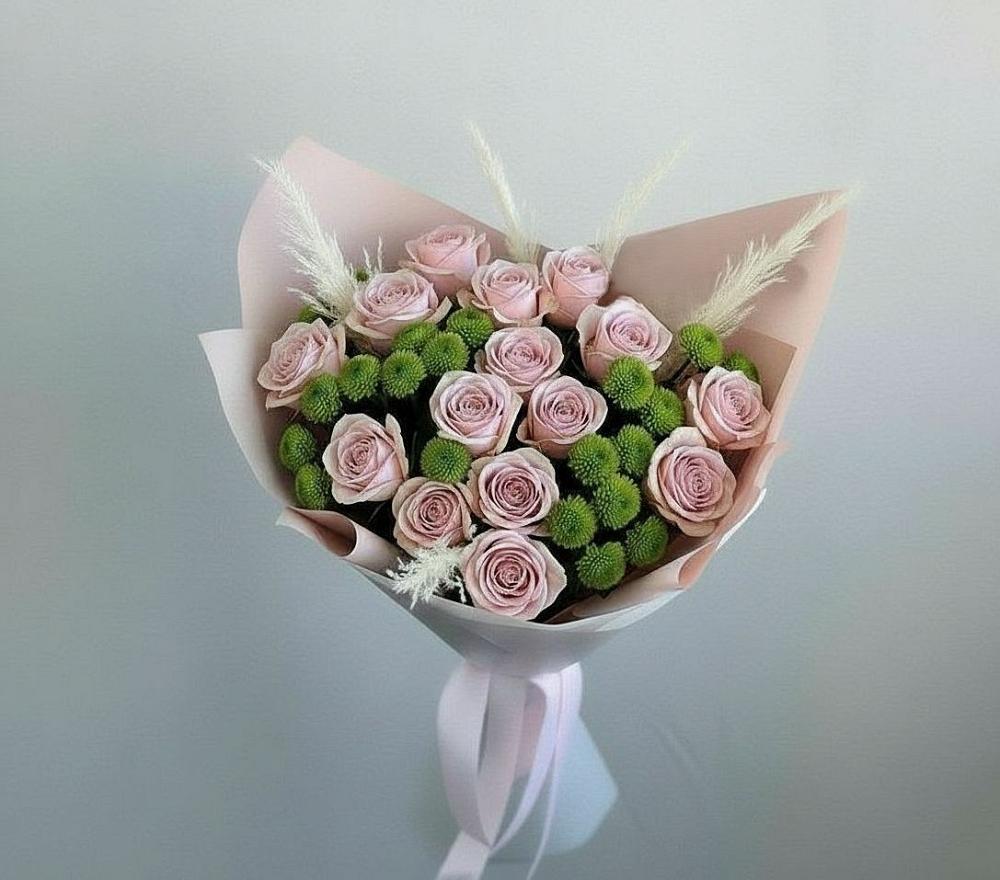 Букет цветов из: Розы и Хризантемы в Горы