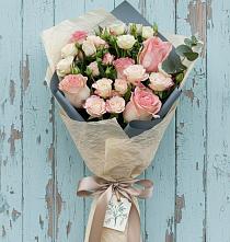 Букет цветов из:  Розы #REPLACE_PRED# Горы