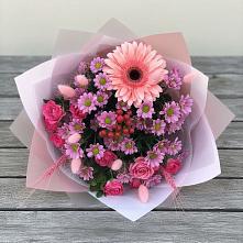Букет цветов из:  Розы, Герберы и Хризантемы в Горы