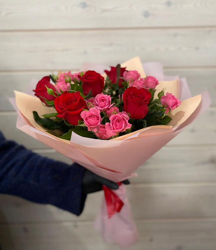 Букет цветов из: Розы в Горы